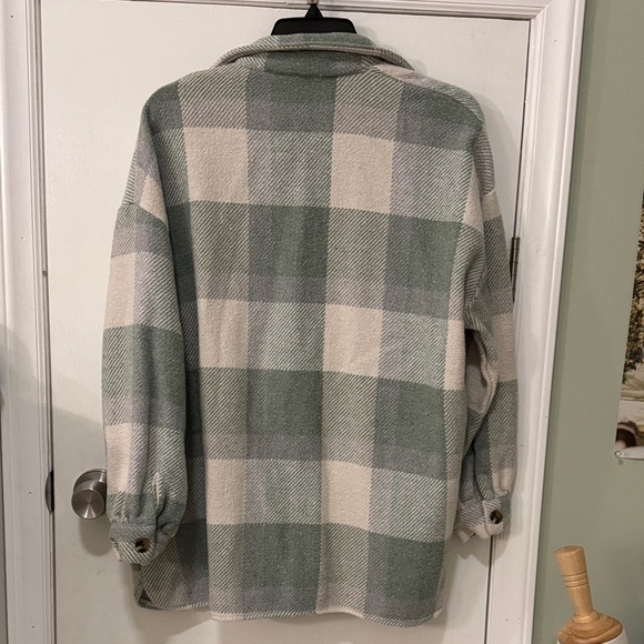 NastyGal Plaid Button-Up Shirt Jacket - Picture 5 of 5